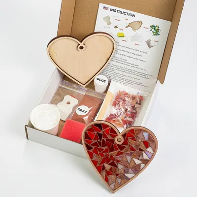 Produktbild von NKlaus DIY Mosaik Bastelset Herz 10tlg. Spielzeug Kinder & Erwachsene Craft Kit Puzzle Mosaikkunst 15257
