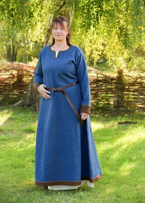 Produktbild von Wikinger Wollkleid Lykka, blau-braun : M Größe: M