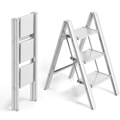 Produktbild von Trittleiter – Klapptreppe – Haushaltstreppe mit 3 Stufen – Für Heimgebrauch und Handwerk – Faltbar, Aluminium mit rutschfesten Füßen – Leicht, tragbar