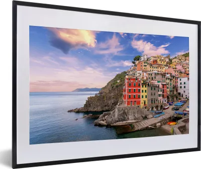 Produktbild von MuchoWow® MuchoWow® Gerahmtes Poster Blick auf Riomaggiore in den Cinque Terre. 60x40 cm - Poster mit zchwarzem Bilderrahmen - Schlafzimmer - Plakat in Rahmen - Drucken