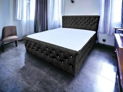 Produktbild von Boxspringbett mit kristallen CARMEN II 160x200cm Amor Velvet 22 Schwarz ,zwei Bettkästen und H2 Matratze,Komplett-Set mit Matratze und Topper,