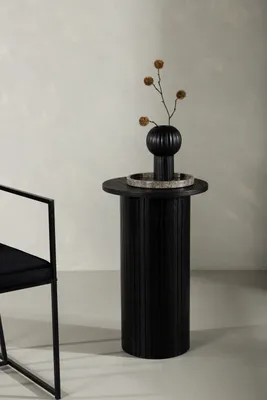 Produktbild von Venture Home Tisch Bianca Schwarz