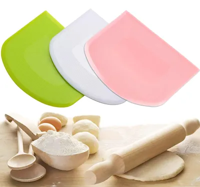 Produktbild von 3-teiliges Silikon-Teigschaber-Set, BPA-frei, lebensmittelecht, flexibel, zum Schneiden von Brotteig