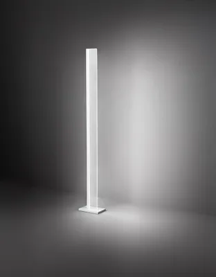 Produktbild von 34-W-LED-Stehleuchte aus weißem Metall, 2720 lm, dimmbar mit Farbtemperaturwahlschalter (3000 K/4000 K/6000 K), modernes Design, Höhe 171 cm - Perenz