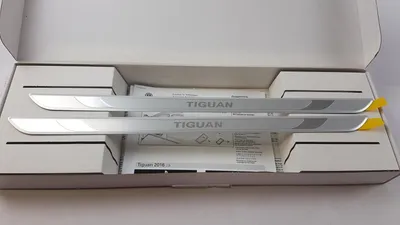 Image de Jeu de seuils de porte d'origine Volkswagen 5NA071303