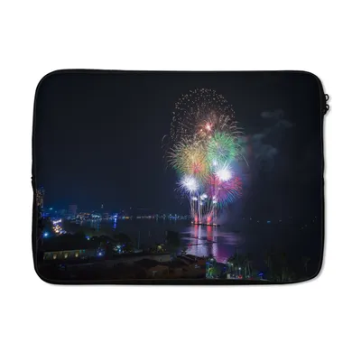 Produktbild von MuchoWow® Laptop Hülle 14 ZollFeuerwerksfestival Laptoptasche - Laptoptasche - Stoßsicher - Schutzhaube