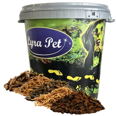 Produktbild von 5 x 1 kg Lyra Pet® Insekten Probier Mix getrocknet in 30 L Tonne