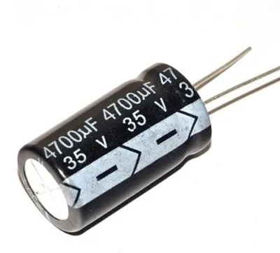 Produktbild von Elektrolytische Kondensator 35V/4700uF - Aluminium-Kondensator 18x32mm