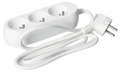 Imagen del producto de Cable de extensión Kobi con 3 enchufes, 1,5 metros, color blanco