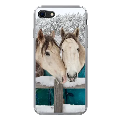 Produktbild von MuchoWow® Handyhülle Schutzhülle Hülle für iPhone SE 2022 Pferde - Decke - Schnee Silikon Softcase Handy Hülle - Schutzhülle