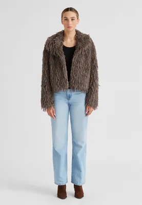 Produktbild von Milestone MSWhitney kurze Jacke aus Kunstpelz in Taupe mit Federlook, Größe 38