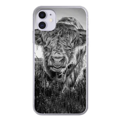 Produktbild von MuchoWow® Handyhülle Schutzhülle Hülle für iPhone 11 Schottischer Highlander - Schwarz und Weiß Silikon Softcase Handy Hülle - Handytasche