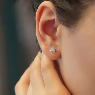 Produktbild von 0,60 Carat Diamant Solitär Ohrringe Ohrstecker