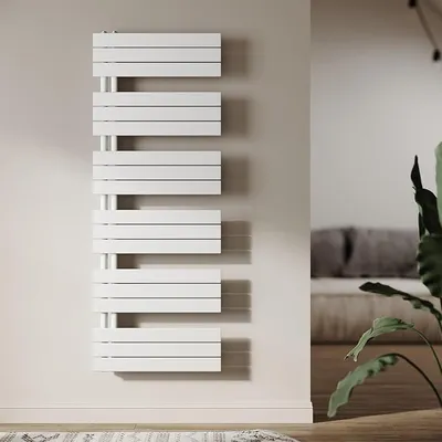 Obrázek produktu pro Radiátor do koupelny 1590 x 600 mm, bílý, panelový, slouží jako topení i sušák na ručníky. Boční připojení. Výkon 1593 W