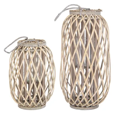 Produktbild von ECD Germany 2er Set Laterne Ried 40 & 50cm mit Henkel Natur Flechtoptik Rattan Windlicht mit Glaseinsatz Retro-Laterne  Handgeflochtene Gartenlaterne