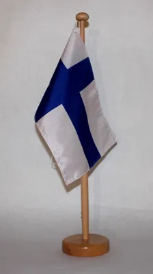 Produktbild von Tischflagge Finnland 25x15 cm mit Holzständer