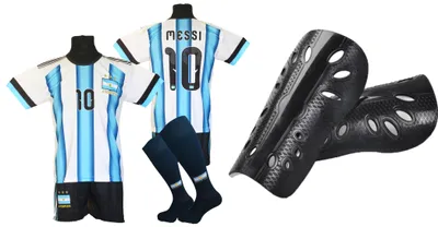 Obrázek produktu pro Dětská fotbalová sada MESSI ARGENTINIEN – velikost 128 + chrániče holeně