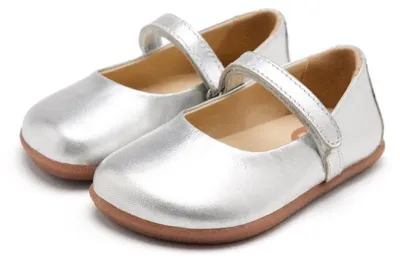 Immagine prodotto di Ballerine in pelle senza tacco, modello Mary-Jane, marca GIOSEPPO, colore argento, taglia 21 EU