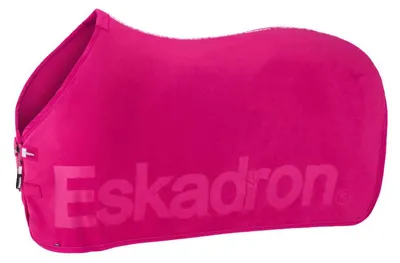 Produktbild von Dynamic Abschwitzdecke Fleece Stamp 740 lipstick XL/155 cm