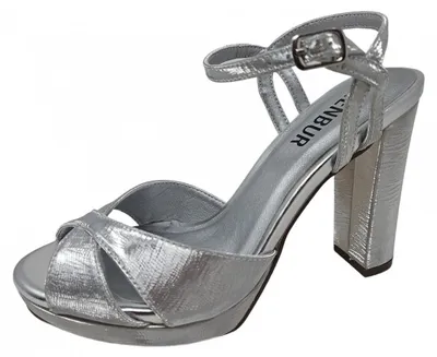 Produktbild von Menbur Sandalette Silber in Gr. 40