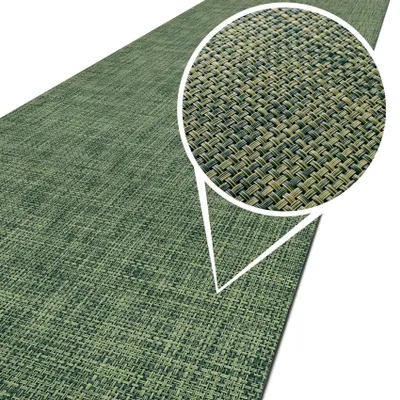 Passatoia 50 x 500 cm verde, vista dall'alto con lente d'ingrandimento sulla struttura intrecciata