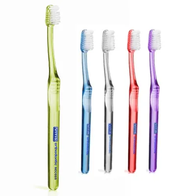 Produktbild von VITIS Orthodontic Access Zahnbürste – V-Schnitt – für Zahnspangen – 5 Stück