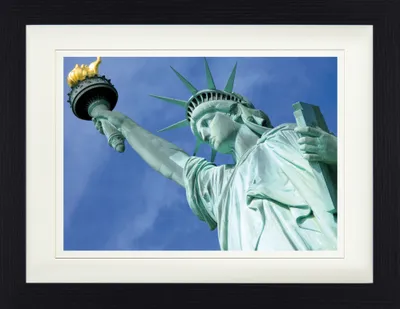 Obrázek produktu pro New York Zarámovaný obraz s paspartou | Wall Art | V rámu - Socha Svobody, Independence (30 x 40 cm)
