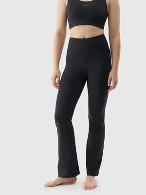 Imagen del producto de Cubrezapatillas 4F WSS25TFTIF324, color negro, talla XS