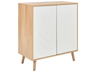 Produktbild von BELIANI Sideboard Weiß und helles Holz MDF Spanplatte Holzfurnier 2 Türen mit Einlegeböden Skandinavisches Schlafzimmer Aufbewahrungslösung