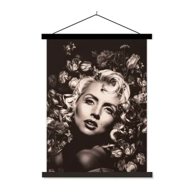 Produktbild von MuchoWow® Textilposter Blumen - Frau - Schwarz - Weiß 60x80 cm mit schwarzem Rahmen - Plakathalter