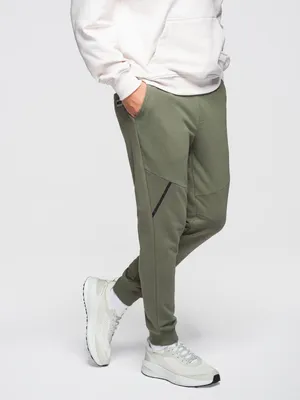 Productafbeelding van Herren joggingbroek - olijfgroen, model V4, artikelnummer OM-PASK-0280, maat M