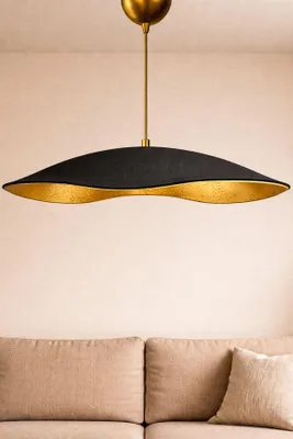Produktbild von Opviq, Moderne Pendelleuchte aus Carbonbeton, Schwarz und Gold, Höhenverstellbar 15-60 cm, Ø58 cm, E27 Fassung, Max 40 W, IP20, Ideal für Hotel und modernes Zuhause.