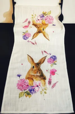 Produktbild von Tischläufer Ostern mit Hasenmuster 40x90 cm