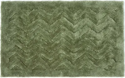 Produktbild von HOMESCAPES Rutschfeste Hochflor-Badematte mit Chevron-Muster, grün