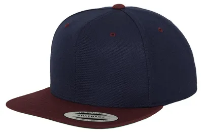 Produktbild von Yupoong - "Classic" Snapback Mütze FK1774 (Einheitsgröße) (Marineblau/Weinrot)