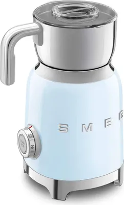 Zdjęcie produktu dla SMEG MFF11PBEU Spieniacz do mleka w stylu retro lat 50-tych, pastelowy niebieski