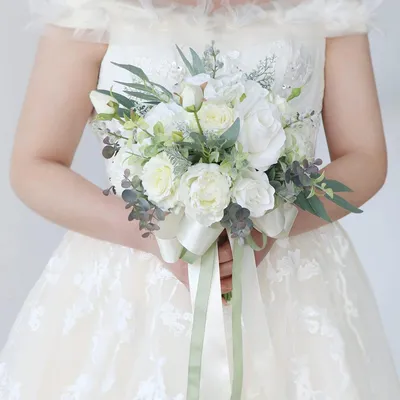 Image de Bouquet de mariée Kunstbloem de style vintage, avec des roses blanches