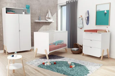 Image de WEBABY - Chambre enfant lit + commode 3 tiroirs et armoire en bois PIRATE