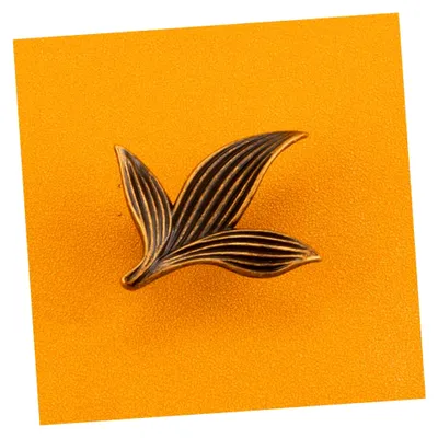Produktbild von Möbelgriff aus Zinklegierung für Schubladen und Schränke in Antikbronze