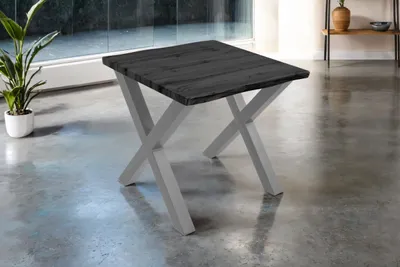 Produktbild von Esstisch Josy | 80 x 80 cm | Holz-Optik in Grau | X-Gestell Metall Silber | 40 mm Tischplatte mit Baumkante | Tisch für Esszimmer & Küche