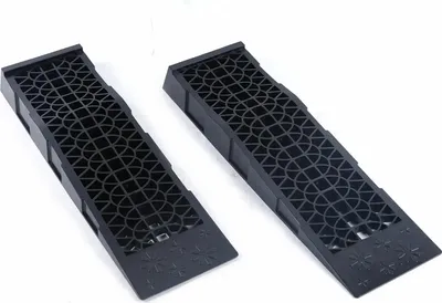 Image de Rampes de levage pour voiture en plastique - Extra larges - Capacité de charge : 3 t - Hauteur de levage : 7 cm - Lot de 2 - 69,8 x 20 x 7,8 cm - Noir