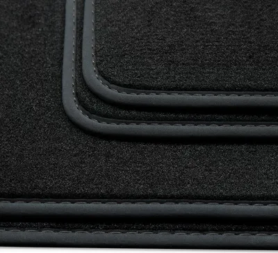 Produktbild von Velours Fußmatten passend für Lexus IS XE2 Bj. 2005-2013 Deluxe Velours, Naht:Schwarz