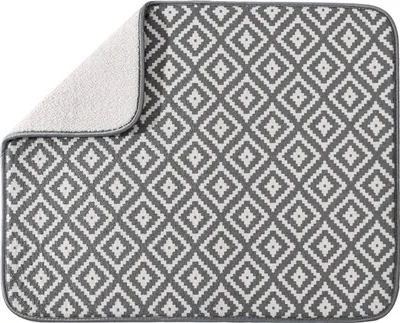 Produktbild von 2er-Pack Geschirrtrockenmatten aus hochwertiger Mikrofaser, 48,8 x 40,1 cm groß – saugstark, weich gepolstert und vielseitig einsetzbar. Ideal als Abtropfmatte für Teller, Schüsseln, Besteck, Tassen und Pfannen nach dem Spülen. Die mikrofaserverstärkte Oberfläche bindet Wasser blitzschnell, während die rutschfeste Unterseite für sicheren Stand sorgt. Dank kompakter Größe lässt sie sich platzsparend falten und verstauen. Maschinenwaschbar bei 30 °C – kein Trockner nötig. Mit praktischer Aufhängekordel zum lu