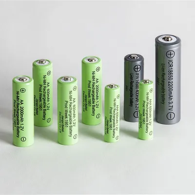 Produktbild von Star Trading 12.478-05, Wiederaufladbarer Akku, Lithium-Ion (Li-Ion), 3,7 V, 1 Stück(e), Silber, 18 mm
