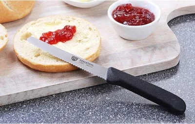 Produktbild von Famanu Tafelmesserset 2 Stück - Gezackte Brot- und Frühstücksmesser für präzises Schneiden - 21 cm