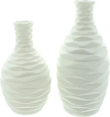 Produktbild von Deko-Vase "White", 2er Set Porzellan Cremeweiß Wellendesign Ø 13 x 24 cm und Ø 13 x 28 cm