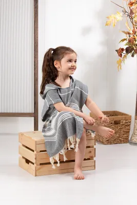 Produktbild von Kinder Badeponcho mit Kapuze, 100 % Baumwolle Pestemal, 3–4 Jahre – Grau