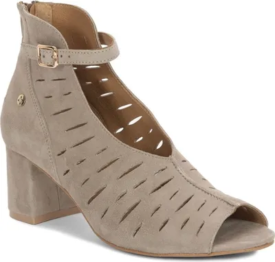 Produktbild von Damen Stiefeletten aus Wildleder mit 6 cm Blockabsatz offene runde Spitze Beige