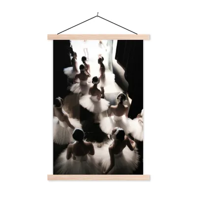 Produktbild von MuchoWow® Textilposter Ballett - Ballerina - Tanz 60x90 cm mit holzfarbenen Rahmen - Textil