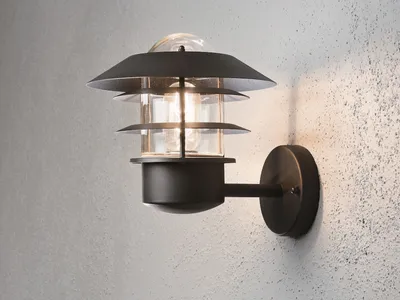Produktbild von Konstsmide Modena Wandleuchte schwarz lackiertes Aluminium, klares Glas 7303-750